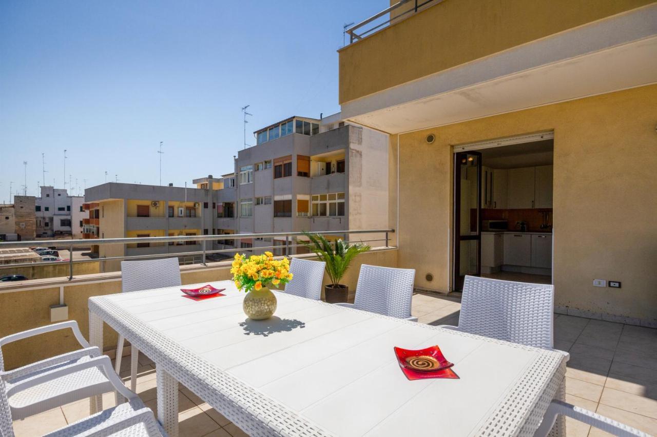 Apartment Roomy With Terrace & Parking Lecce