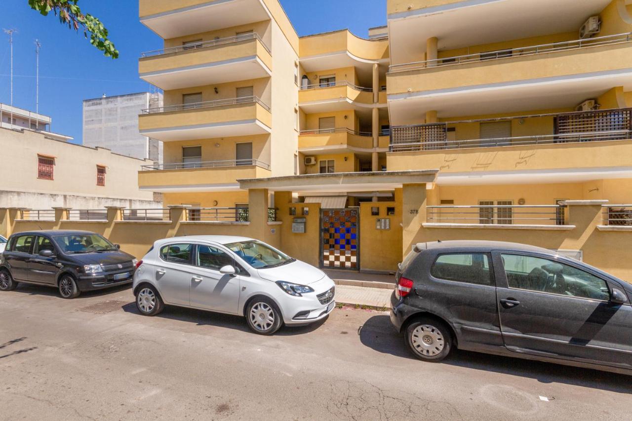 Roomy With Terrace & Parking Apartment Lecce